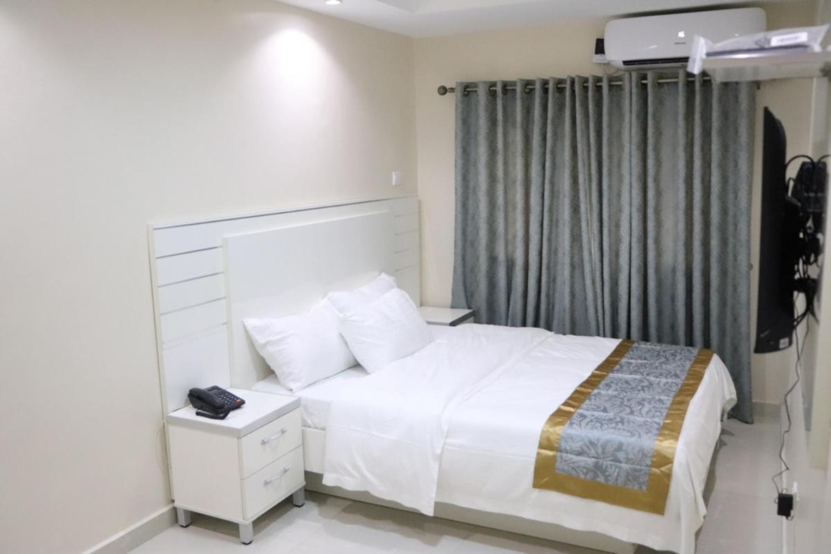 Appleville Suites Ikeja Exterior photo